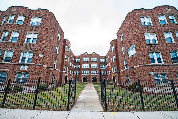 8222-32 S Ingleside Ave property